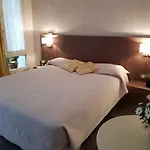 Alison Hotel Paris