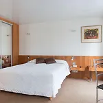 Hotel Alison