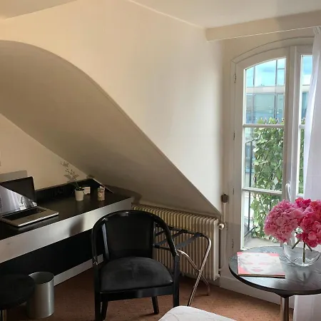 Hotel Alison 3*