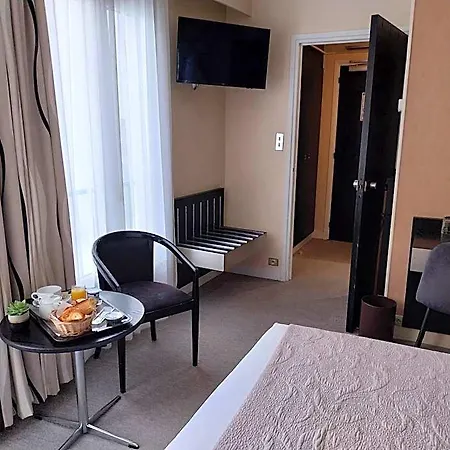 Alison Hotel