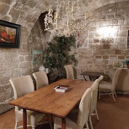 Hotel Alison
