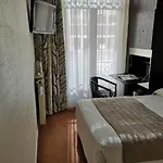 Hotel Alison Paris
